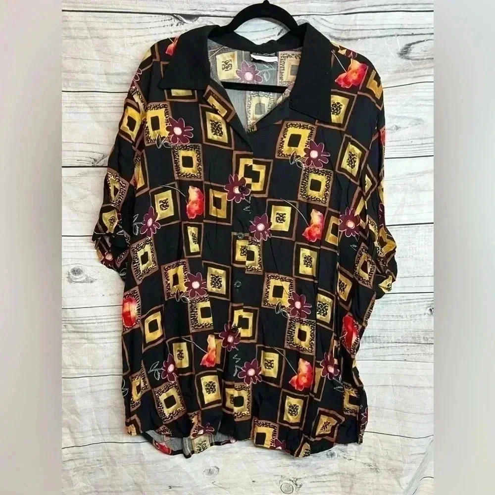 Caliche vintage short sleeve patterned top